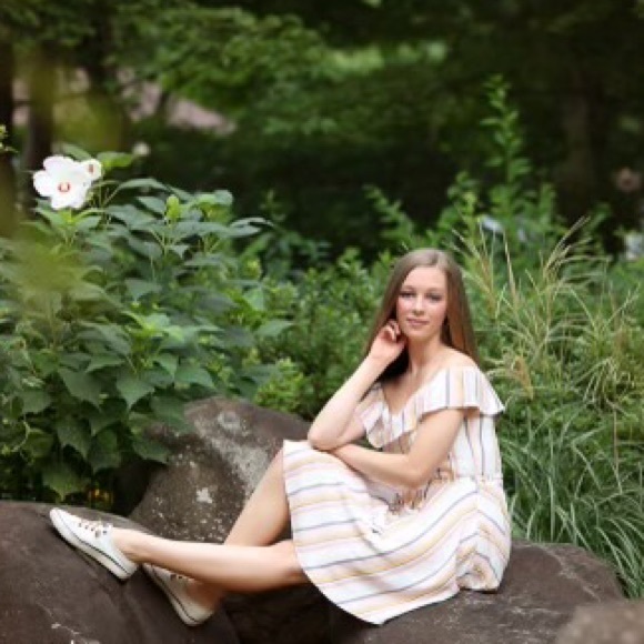 SOLD 4 for $20 / Paper Crane Dress - Picture 2 of 6